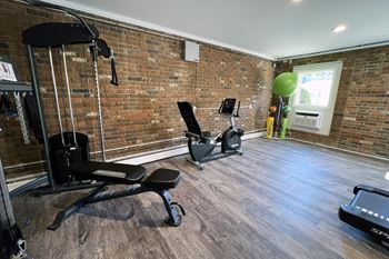 Fitness Center at Crown Pointe Apartments, Covington, KY